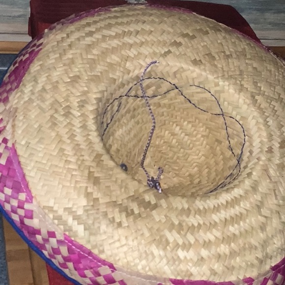 Sombrero - Picture 3 of 5